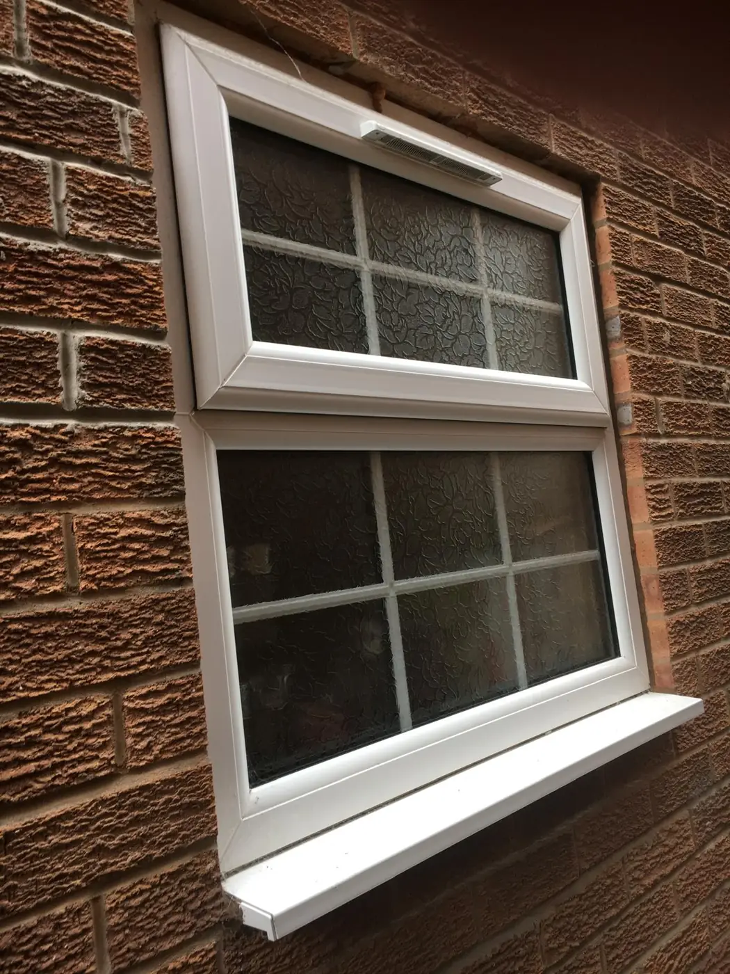 Single replacement window
